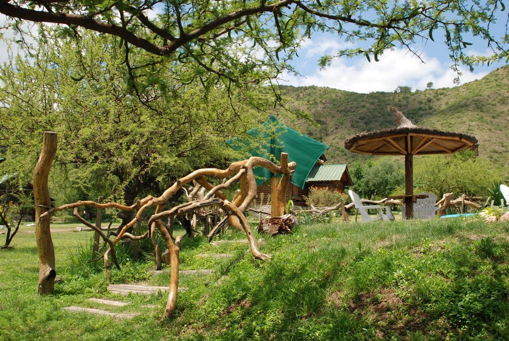 Lodge Cabanas El Milagro *