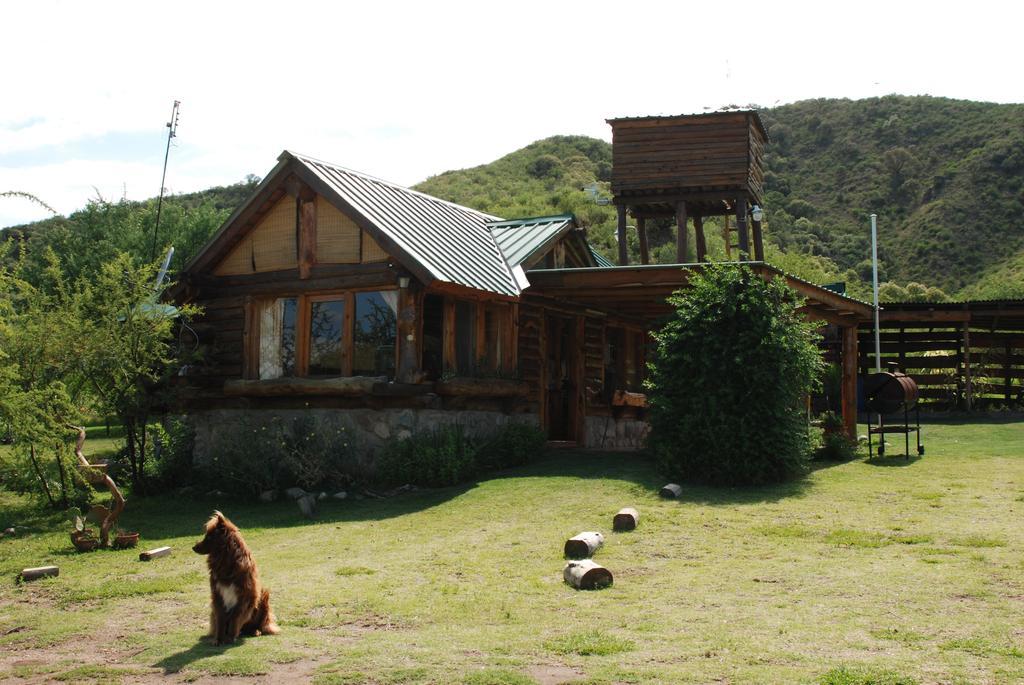 Cabanas El Milagro San Roque (Punilla, Cordoba)